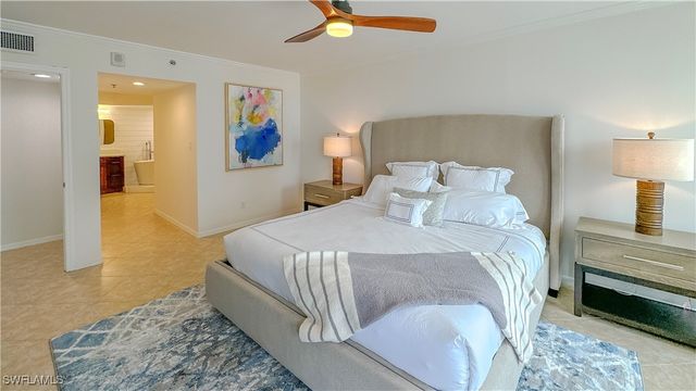 4251 Gulf Shore BLVD N 18A, Naples, FL 34103