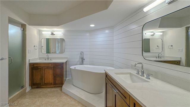 4251 Gulf Shore BLVD N 18A, Naples, FL 34103