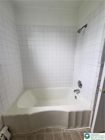 5498 Nor Bath Boulevard, East Allen Twp, PA 18067