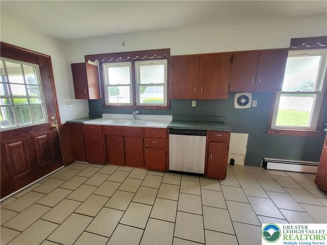 5498 Nor Bath Boulevard, East Allen Twp, PA 18067