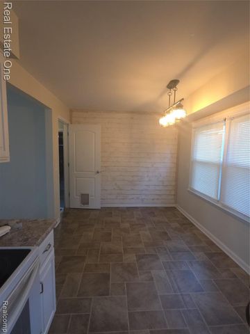 23654 Whitley Drive, Clinton Township, MI 48035