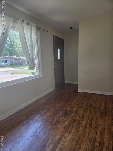 23654 Whitley Drive, Clinton Township, MI 48035
