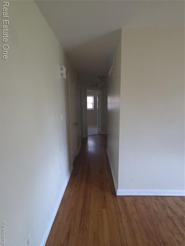 23654 Whitley Drive, Clinton Township, MI 48035