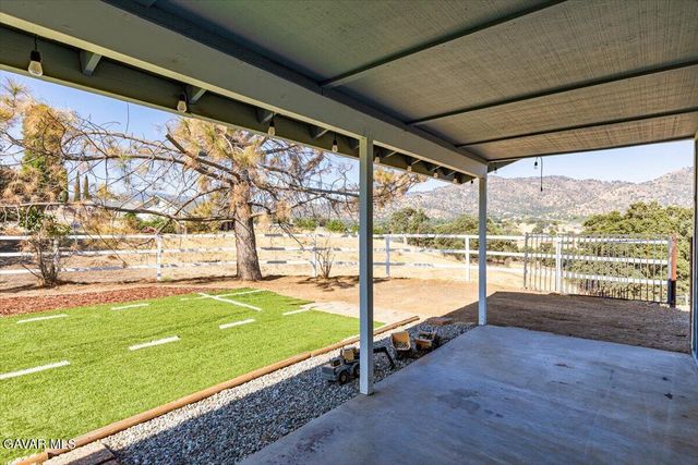 20440 Clubview Court, Tehachapi, CA 93561