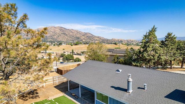 20440 Clubview Court, Tehachapi, CA 93561
