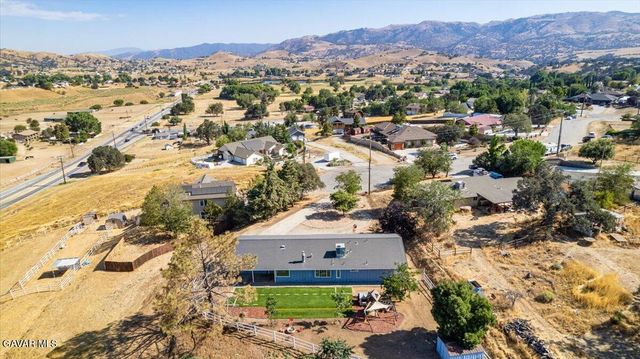 20440 Clubview Court, Tehachapi, CA 93561