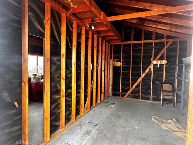 382 Bowman, Landers, CA 92285