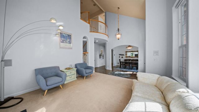 4742 Livingstone Pl, Santa Rosa, CA 95405