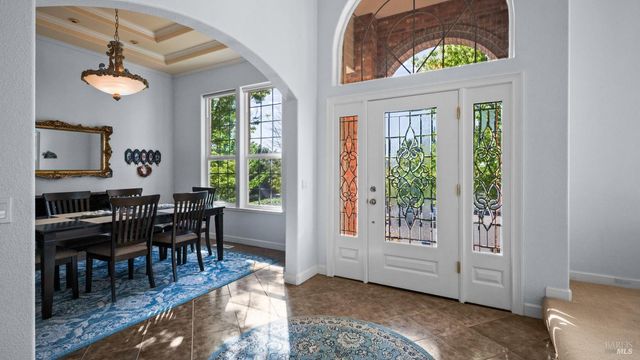 4742 Livingstone Pl, Santa Rosa, CA 95405