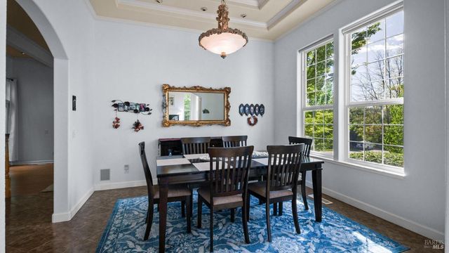 4742 Livingstone Pl, Santa Rosa, CA 95405