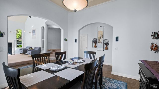 4742 Livingstone Pl, Santa Rosa, CA 95405