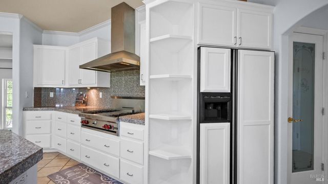 4742 Livingstone Pl, Santa Rosa, CA 95405