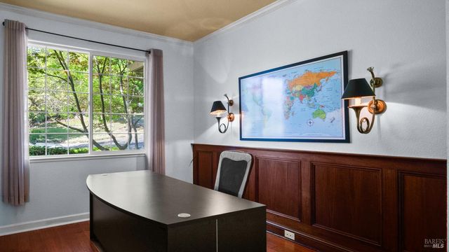 4742 Livingstone Pl, Santa Rosa, CA 95405