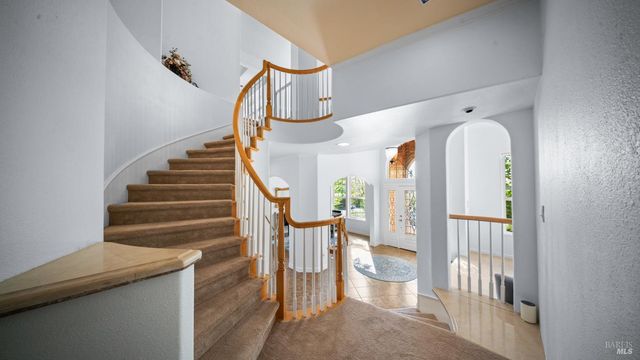 4742 Livingstone Pl, Santa Rosa, CA 95405