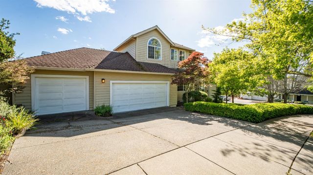 4742 Livingstone Pl, Santa Rosa, CA 95405