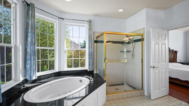 4742 Livingstone Pl, Santa Rosa, CA 95405