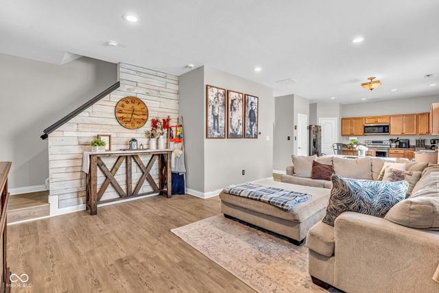 8836 Kipling Drive, Indianapolis, IN 46239