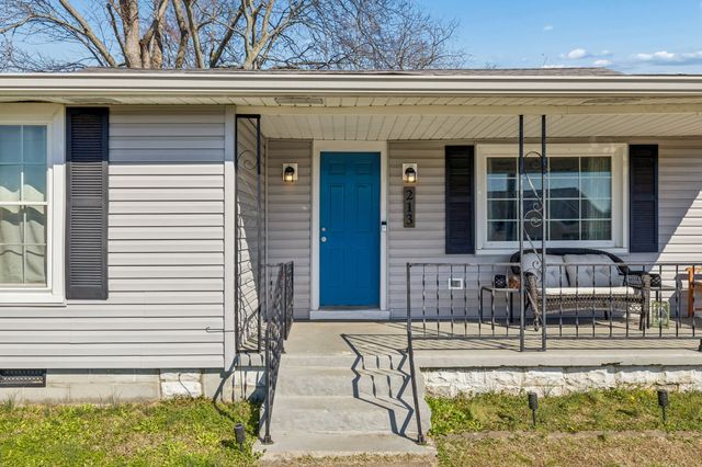 213 21st Ave, W, Springfield, TN 37172