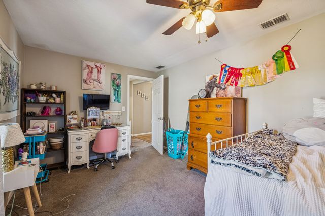 213 21st Ave, W, Springfield, TN 37172