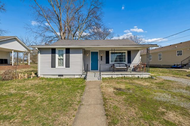 213 21st Ave, W, Springfield, TN 37172