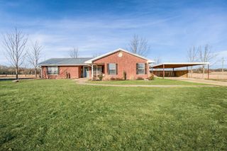 1034 COUNTY ROAD 23900, Brookston, TX 75421