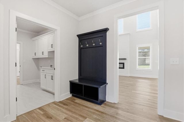 4055 Hosch Retreat Drive, Buford, GA 30519