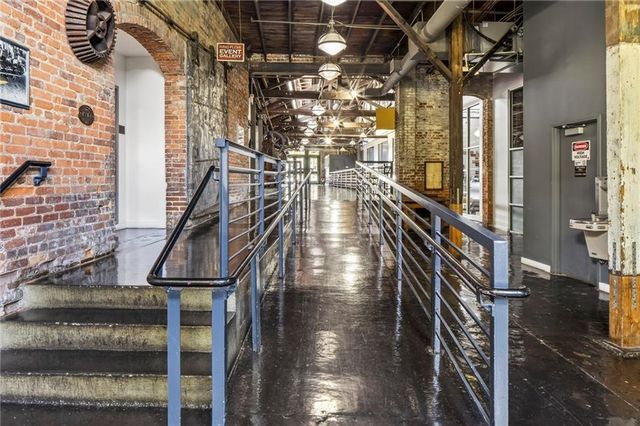 887 W Marietta Street NW S105, Atlanta, GA 30318