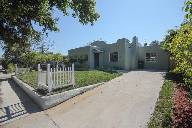 410 Franklin Road, West Palm Beach, FL 33405