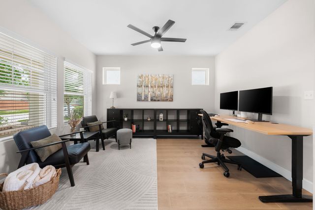 729 Clear Stream XING, Austin, TX 78753