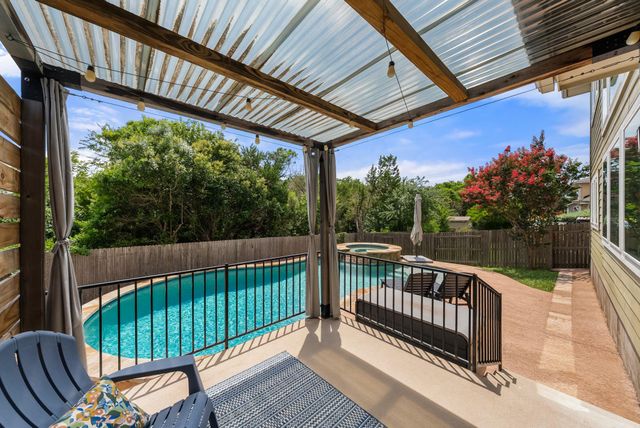 729 Clear Stream XING, Austin, TX 78753