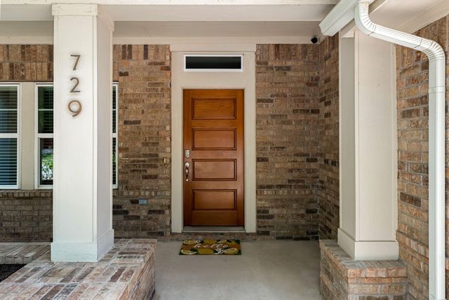 729 Clear Stream XING, Austin, TX 78753