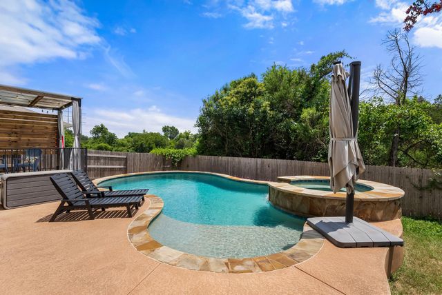 729 Clear Stream XING, Austin, TX 78753