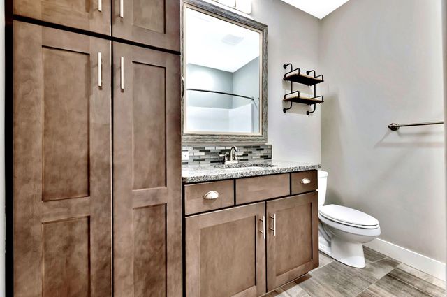 1242 E Lookout St., Derby, KS 67037