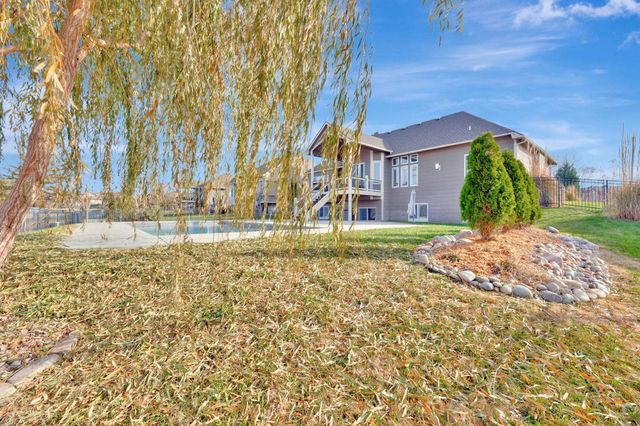 1242 E Lookout St., Derby, KS 67037