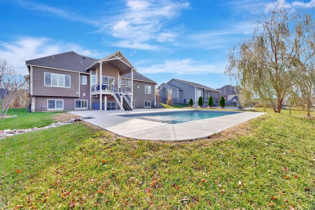 1242 E Lookout St., Derby, KS 67037