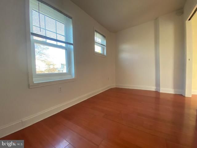 140 WALNUT AVE, Ardmore, PA 19003