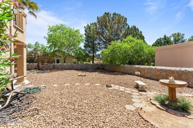 1810 Pinehurst Street, Las Cruces, NM 88011