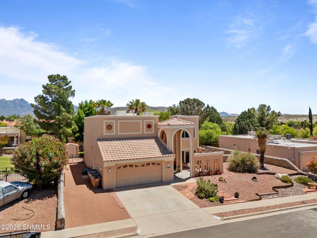 1810 Pinehurst Street, Las Cruces, NM 88011