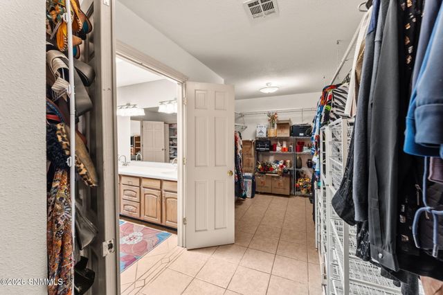 1810 Pinehurst Street, Las Cruces, NM 88011