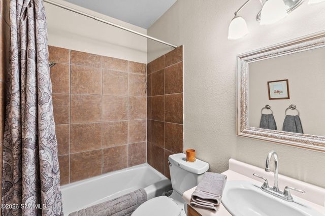 1810 Pinehurst Street, Las Cruces, NM 88011