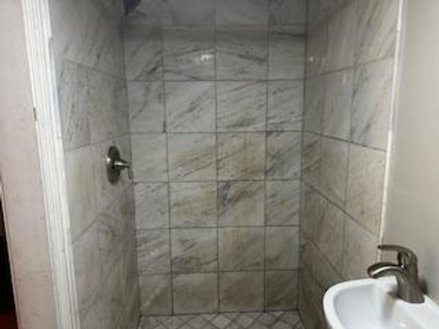 6921 Russell Avenue S, Richfield, MN 55423