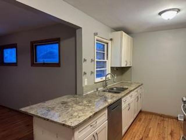 6921 Russell Avenue S, Richfield, MN 55423