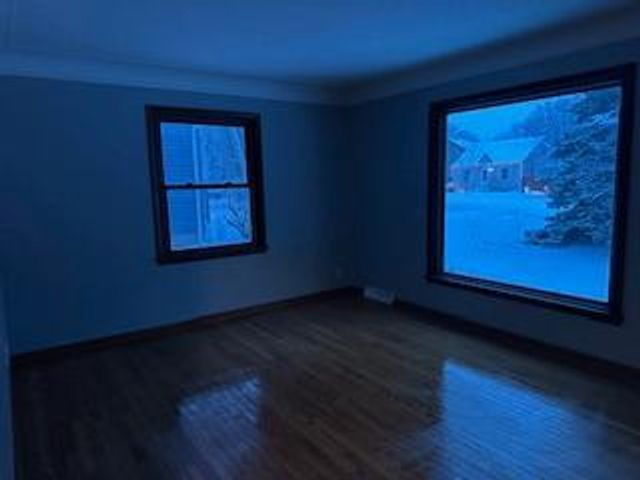 6921 Russell Avenue S, Richfield, MN 55423