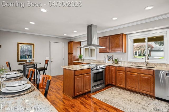 2748 Armstrong Drive, Lake Orion, MI 48360