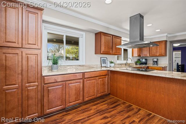2748 Armstrong Drive, Lake Orion, MI 48360