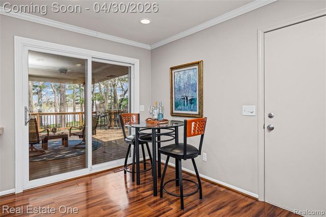 2748 Armstrong Drive, Lake Orion, MI 48360