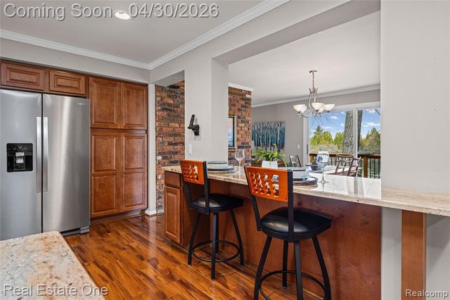 2748 Armstrong Drive, Lake Orion, MI 48360