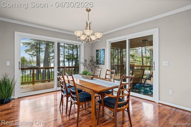 2748 Armstrong Drive, Lake Orion, MI 48360