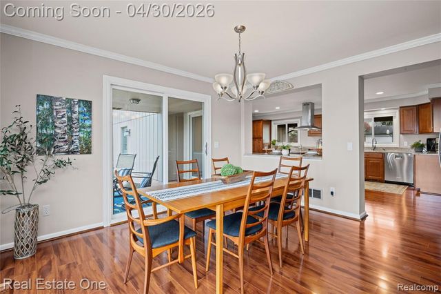 2748 Armstrong Drive, Lake Orion, MI 48360