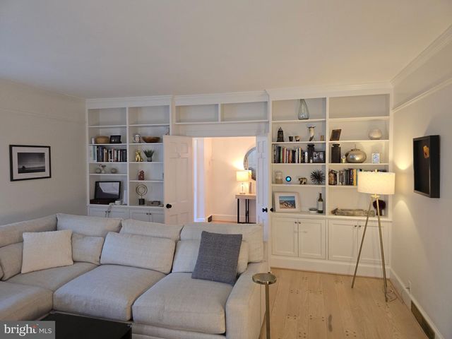 3805 NALLS RD, Alexandria, VA 22309